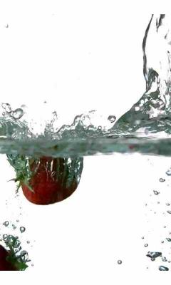 Strawberry in water LWP